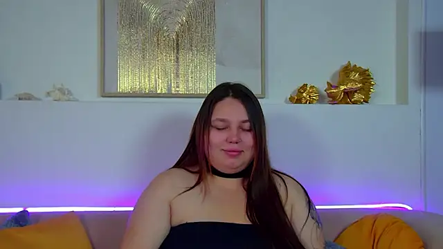 Snapshot of LillianKim chatting on 10-05-25, 06:45 LillianKim online show from 10-05-25, 06:45