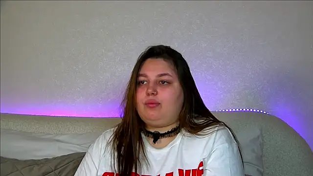 Snapshot of LillianKim chatting on 10-16-25, 06:42 LillianKim online show from 10-16-25, 06:42