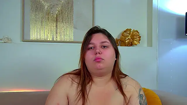 Snapshot of LillianKim chatting on 10-19-25, 06:47 LillianKim online show from 10-19-25, 06:47