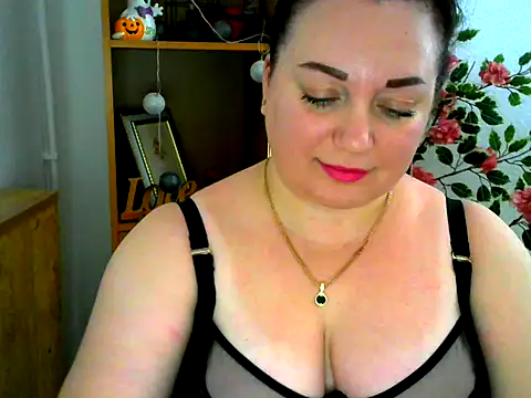 AmanaGi online show from 11-14-25, 03:11