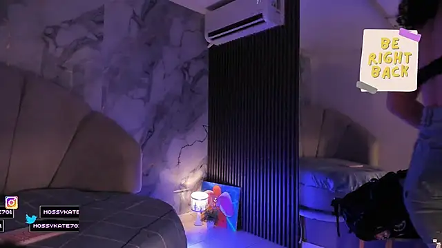 Snapshot of Katemoss70 chatting on 02-06-26, 12:30 Katemoss70 online show from 02-06-26, 12:30