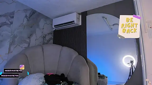 Snapshot of Katemoss70 chatting on 02-26-26, 12:48 Katemoss70 online show from 02-26-26, 12:48