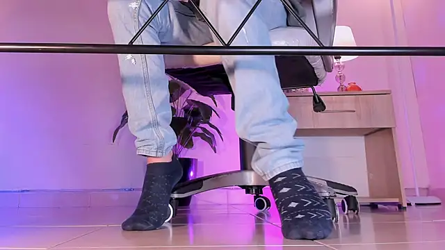 ArchieCollins online show from 10-31-25, 11:50