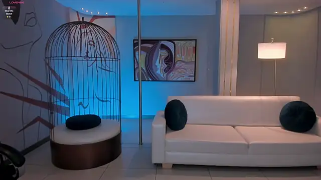 Snapshot of MartinnaBonnet chatting on 01-11-25, 04:36 MartinnaBonnet online show from 01-11-25, 04:36