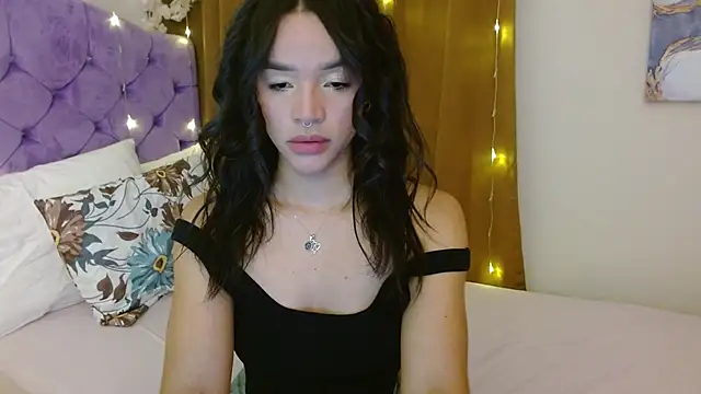 kiarablue online show from 12-12-24, 02:04