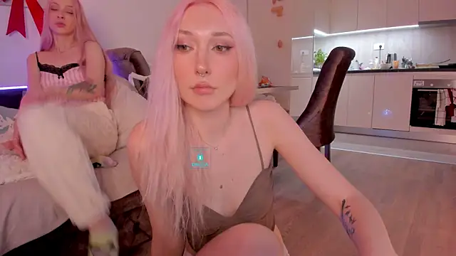 AlexRoseLiRed online show from 12-30-24, 02:31