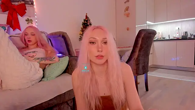 AlexRoseLiRed online show from 01-04-25, 02:35