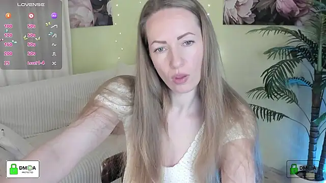 Snapshot of Queenymel chatting on 02-28-26, 05:14 Queenymel online show from 02-28-26, 05:14