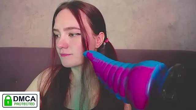 Snapshot of Alyssa___Scarlet chatting on 12-12-24, 10:02 Alyssa Scarlet online show from 12-12-24, 10:02