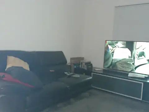 Snapshot of shhhoot73 chatting on 09-19-25, 05:35 shhhoot73 online show from 09-19-25, 05:35