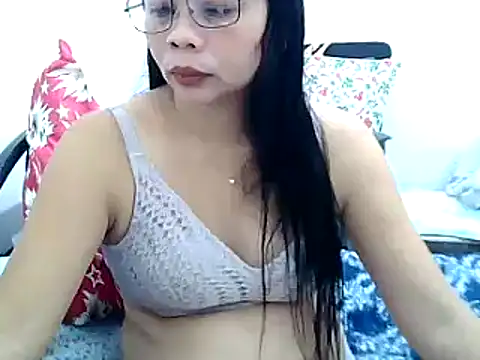 pinay milfxx online show from 01-04-25, 01:10