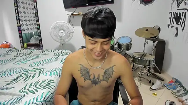 Zack falcon online show from 01-04-25, 07:44