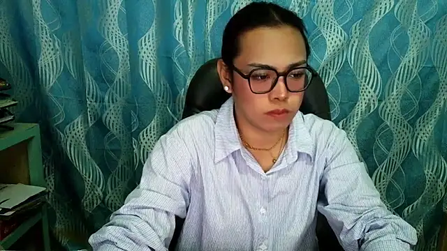 Your PrettyGirlxxx online show from 09-09-25, 11:59