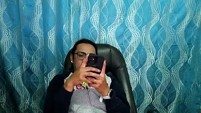 Your PrettyGirlxxx online show from 09-11-25, 12:44