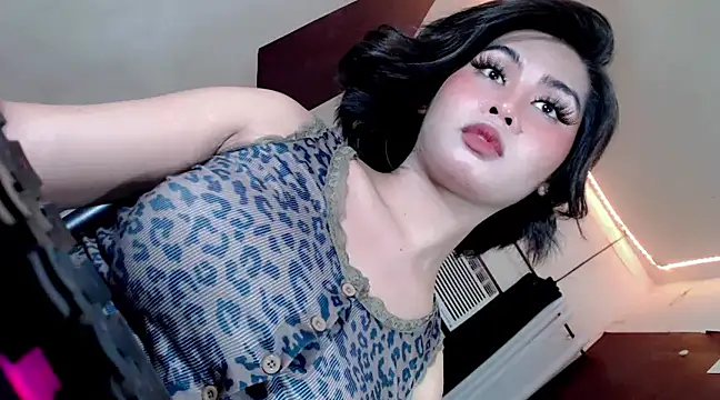Chubbytransgirl21 online show from 02-25-25, 09:13