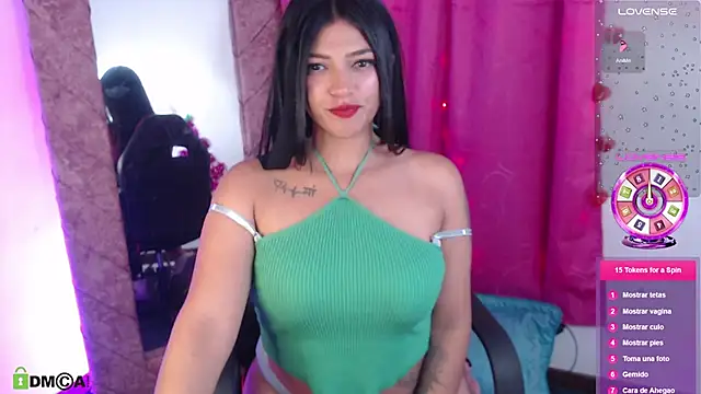 Julia 7 online show from 01-14-25, 03:01