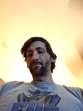 Snapshot of lewis7869 chatting on 01-15-26, 03:27 lewis7869 online show from 01-15-26, 03:27