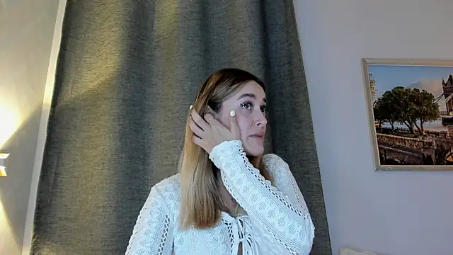 Assh lee  online show from 10-02-25, 01:18