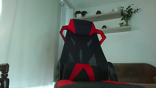 Robyn Miller online show from 09-12-25, 01:33