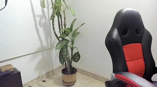 madelaine blosson online show from 03-01-25, 02:04