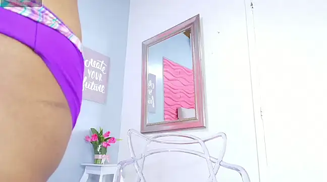 Snapshot of _Valeria_Brown chatting on 01-11-25, 09:04  Valeria Brown online show from 01-11-25, 09:04