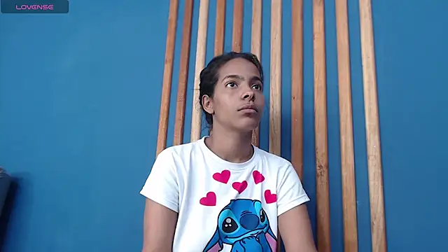 Snapshot of _Valeria_Brown chatting on 01-16-25, 12:23  Valeria Brown online show from 01-16-25, 12:23