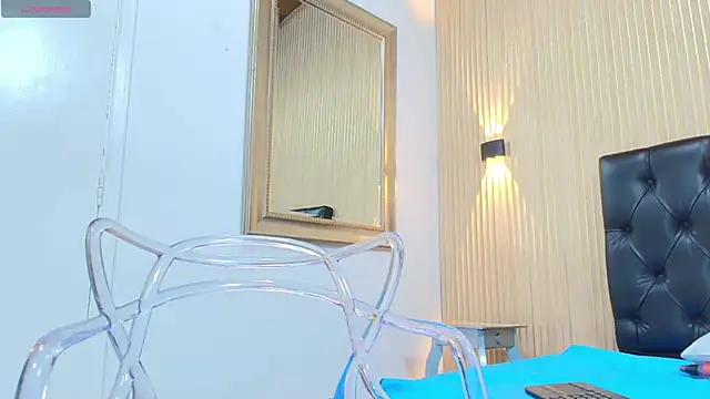 Snapshot of _Valeria_Brown chatting on 09-11-25, 08:53  Valeria Brown online show from 09-11-25, 08:53