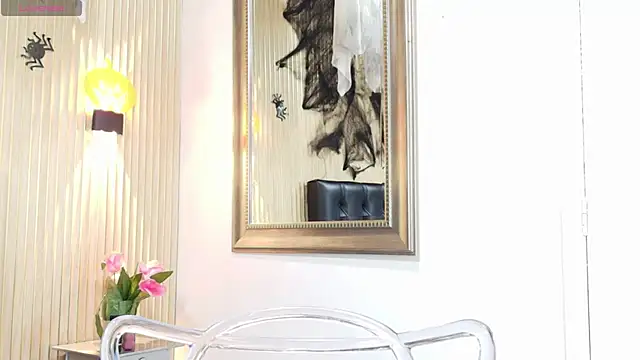 Snapshot of _Valeria_Brown chatting on 10-10-25, 09:03  Valeria Brown online show from 10-10-25, 09:03