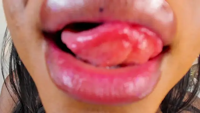 Snapshot of GianinaLewis chatting on 03-13-25, 04:38 GianinaLewis online show from 03-13-25, 04:38