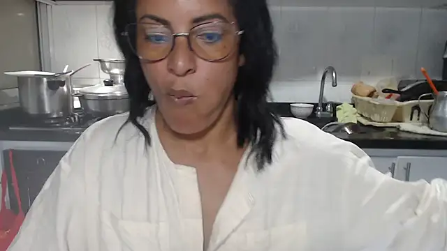 kateleyagrey online show from 11-20-25, 08:41