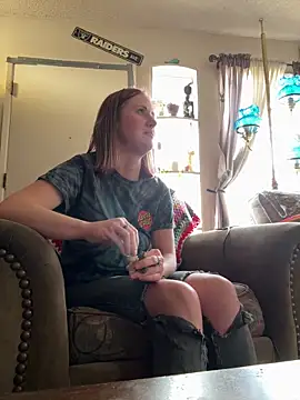 Snapshot of ClumsyLink chatting on 02-27-26, 11:27 ClumsyLink online show from 02-27-26, 11:27