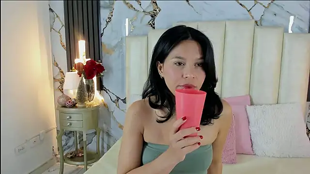 lulumars online show from 12-18-25, 05:13