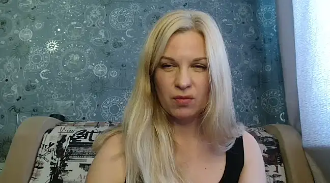 BlondeFox online show from 02-19-25, 06:00