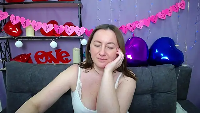 Abby Taylorr online show from 02-16-25, 01:38