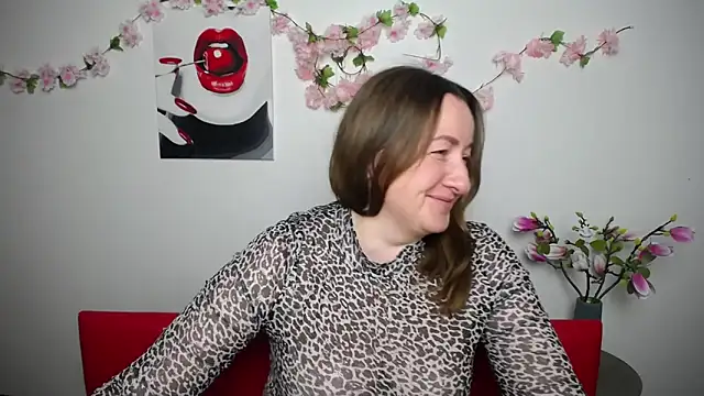 Abby Taylorr online show from 11-11-25, 07:19