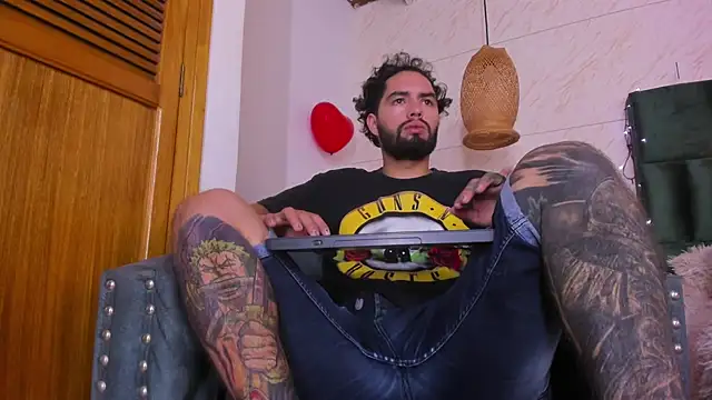 matteosantos online show from 02-15-25, 03:39