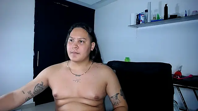 Snapshot of junaiker_roa chatting on 11-01-25, 01:18 junaiker roa online show from 11-01-25, 01:18