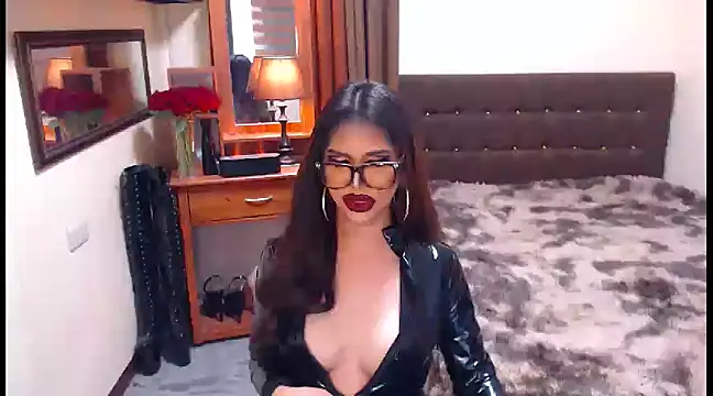 EXTREMELYDOM online show from 01-22-25, 08:40