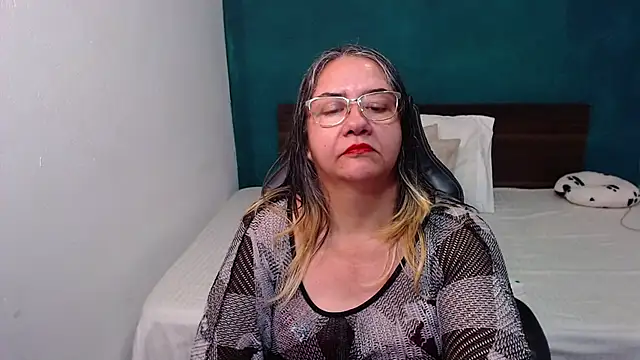 scaelettdubois online show from 11-15-25, 01:03