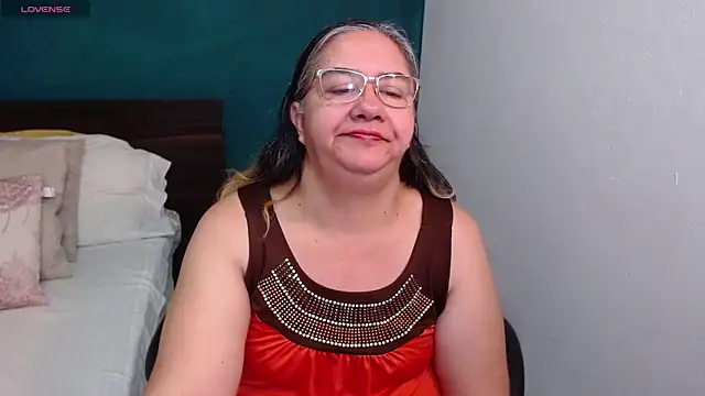 scaelettdubois online show from 12-21-25, 09:05