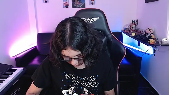 Snapshot of malik_harrison__ chatting on 02-18-25, 05:21 malik harrison   online show from 02-18-25, 05:21