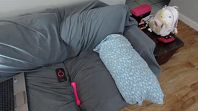 EmoDream1998 online show from 03-07-25, 06:33