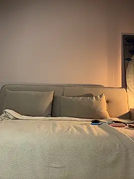 MariaTull online show from 11-14-25, 06:39