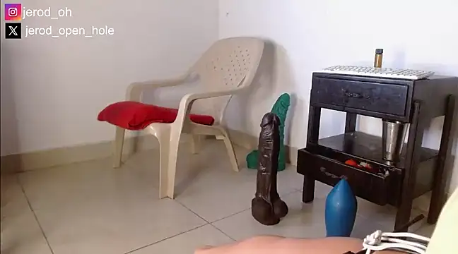 Snapshot of jerod_oh chatting on 12-21-24, 09:55 jerod oh online show from 12-21-24, 09:55