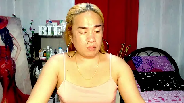 Snapshot of Bigdirtynipples chatting on 01-28-25, 03:57 Bigdirtynipples online show from 01-28-25, 03:57