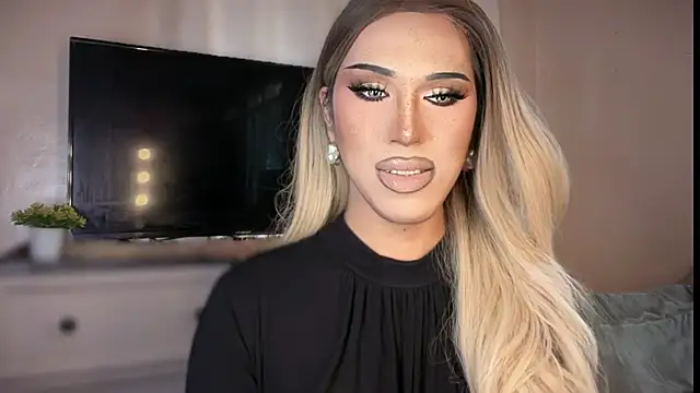 Ts glamxxxx online show from 03-08-26, 01:14