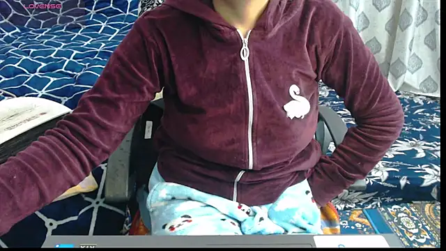 sexyrihana1 online show from 12-31-24, 02:47