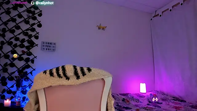 cailynhot online show from 11-08-25, 03:29