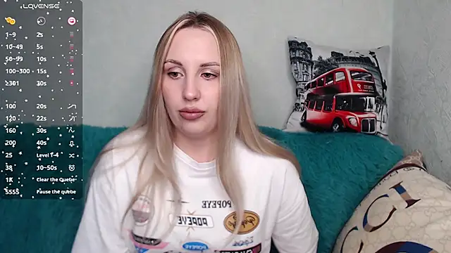 Snapshot of Monika_bae chatting on 09-25-25, 11:58 Monika bae online show from 09-25-25, 11:58