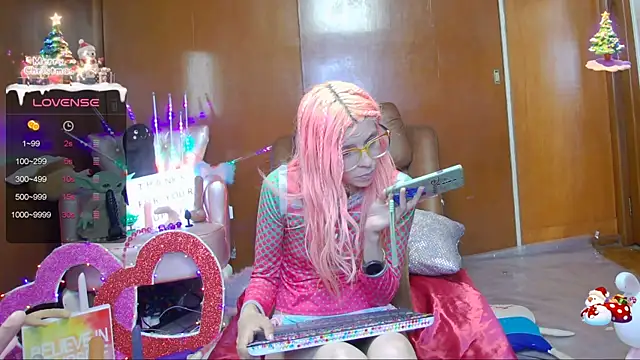 Skinygirl online show from 01-15-25, 03:11